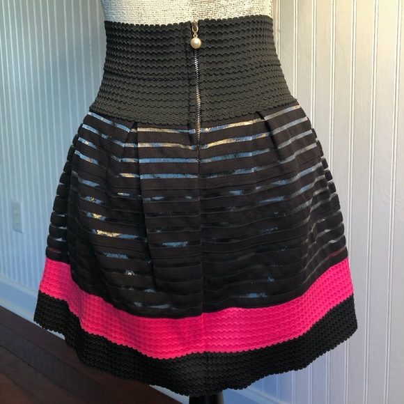 Hot Pink and Black Mini Skirt with Stretch - Picture 6 of 6